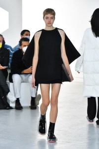 Shang Xia RTW Spring 2022