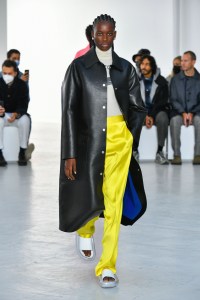 Shang Xia RTW Spring 2022