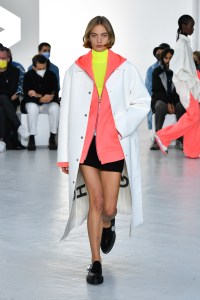 Shang Xia RTW Spring 2022