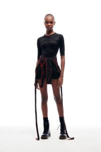Xuly Bët RTW Spring 2022