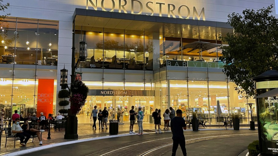 Nordstrom, DSW, Louis Vuitton, Bergdorf Goodman and Fabletics ranked in the top 20% of NewStore's survey on the state of omnichannel retail.