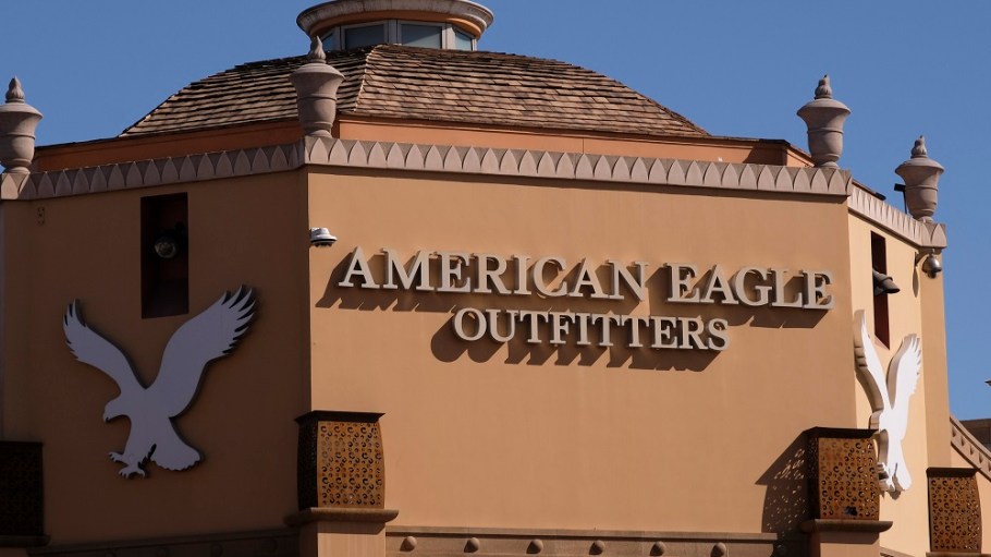ShopRunner is expanding same-day delivery for American Eagle and Aerie stores, offering the service to 101 additional units in the U.S.