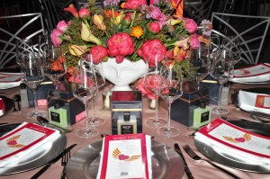 The event’s tablescape included Jonathon Adler pottery filled with flowers (courtesy of FTD and Brooklyn Avenue J florist), a Ralph Lauren gift candle and personal hand santizer from Nest Fragrances