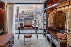 The boudoir in the penthouse at the Bulgari Hotel Paris