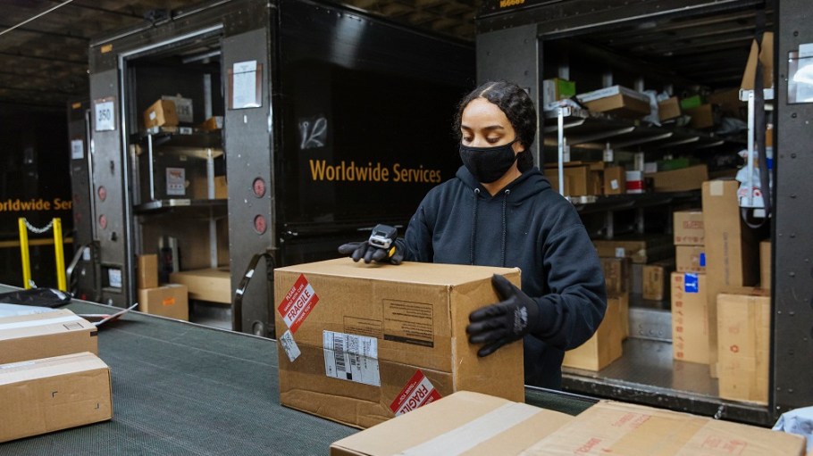Pitney Bowes and UPS plan to add thousands of seasonal warehouse associates and drivers to meet holiday e-commerce demand this season.