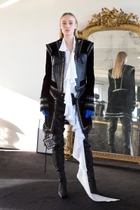 BALMAIN Preview Pre-Fall 2022