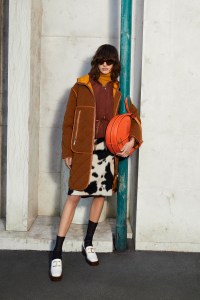 Tod's Pre-Fall 2022