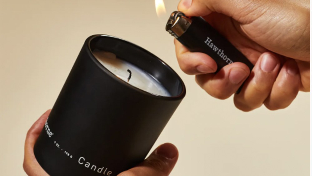 Lighting candle