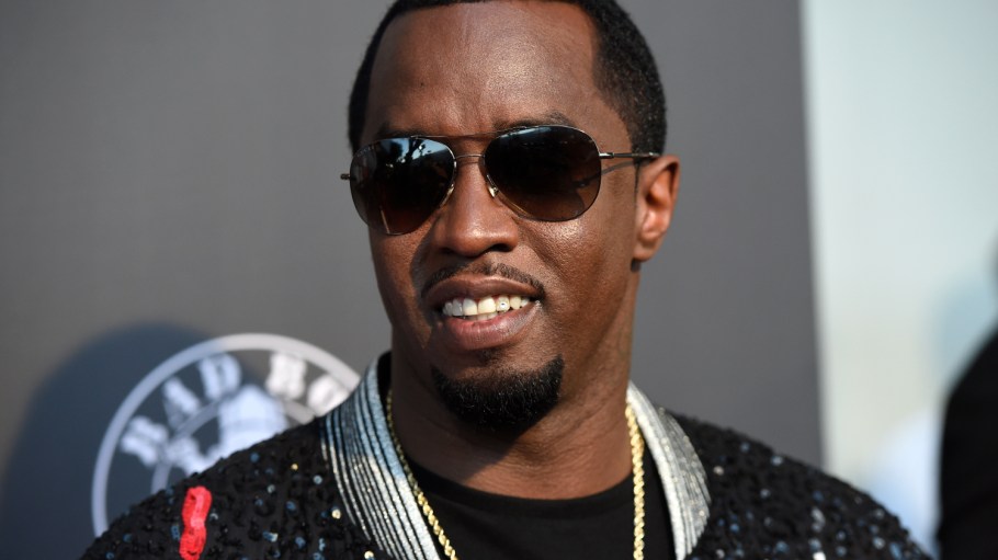 Rapper-cum-mogul Sean Combs, aka P.Diddy, is hoping his stalking-horse offer will be enough to purchase Sean John label out of bankruptcy.
