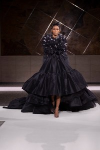 Giambattista Valli Haute Couture Fall 2022