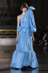 Viktor & Rolf Couture Spring 2022