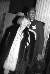 Anna Wintour and Andre Leon Talley attend the CFDA Fashion Awards Dinner on January 12, 1988 in New York.
