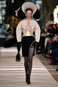 Schiaparelli Couture Spring 2022