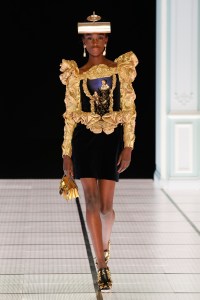 Moschino RTW Fall 2022