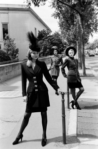 Yves Saint Laurent Couture Fall 1992 collection.