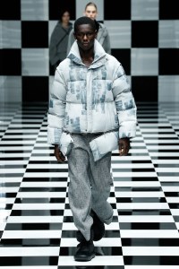 Emporio Armani RTW Fall 2022