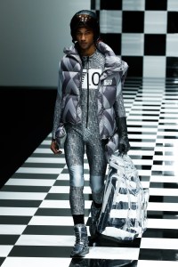 Emporio Armani RTW Fall 2022