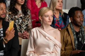 Inventing Anna. Julia Garner as Anna Delvery in episode 102 of Inventing Anna. Cr. David Giesbrecht/Netflix © 2021