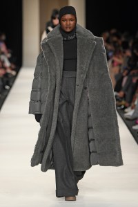 Max Mara RTW Fall 2022