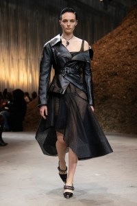 Alexander McQueen RTW Fall 2022