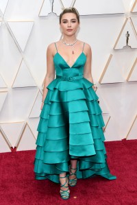 Florence Pugh in Louis Vuitton at the 2020 Oscars 