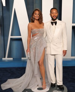 chrissy teigen, john legend, vanity fair oscars after party, red carpet style, white tuxedo, silver gown, crystal sandals
