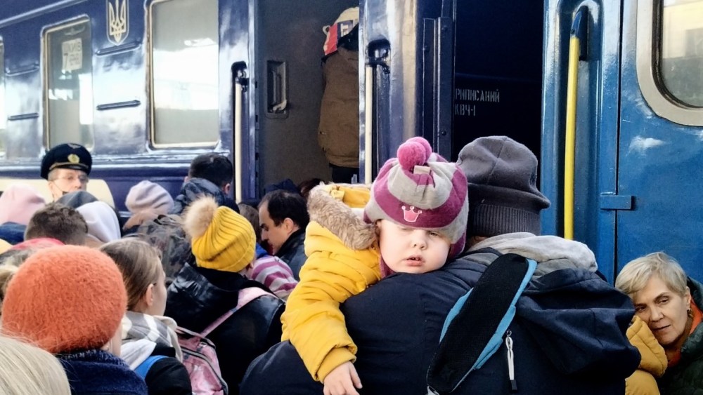 The United Nations has reported that 800,000 people have left Ukraine.