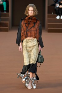 Loewe RTW Fall 2022