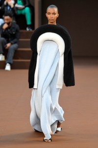 Loewe RTW Fall 2022