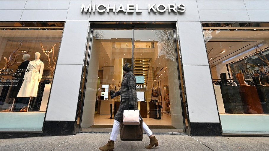 Michael Kors, Lenzing, FedEx Express, Marks and Spencer and Jane.com announced CEO moves, while Dollar Tree reconstituted its board.
