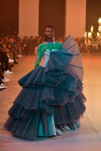 Off-White High Fashion Fall 2022