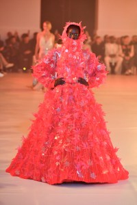 Off-White High Fashion Fall 2022