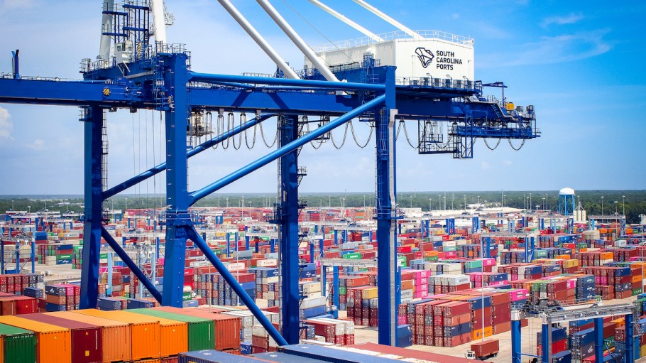Port congestion, wait times and capacity constraints are factors to consider as shippers study alternatives to Los Angeles and Long Beach.