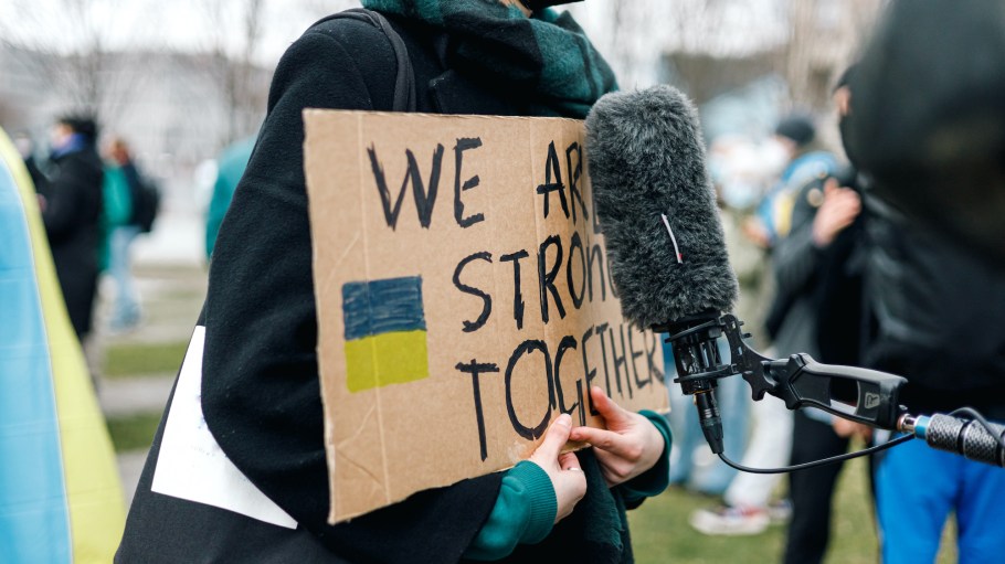 Munich Fabric Start launched the Fair for Ukraine fund, an initiative that offers support for Ukrainians affected by Russia's invasion.