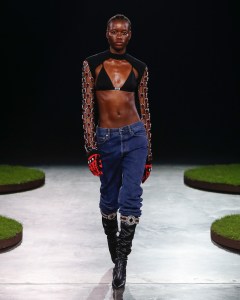 David Koma RTW Fall 2022