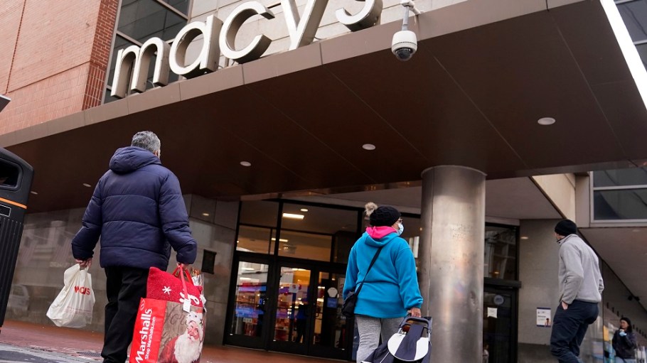 Consumer spending on clothing, footwear and home goods all fell for the third straight month in March, the U.S. BEA revealed.