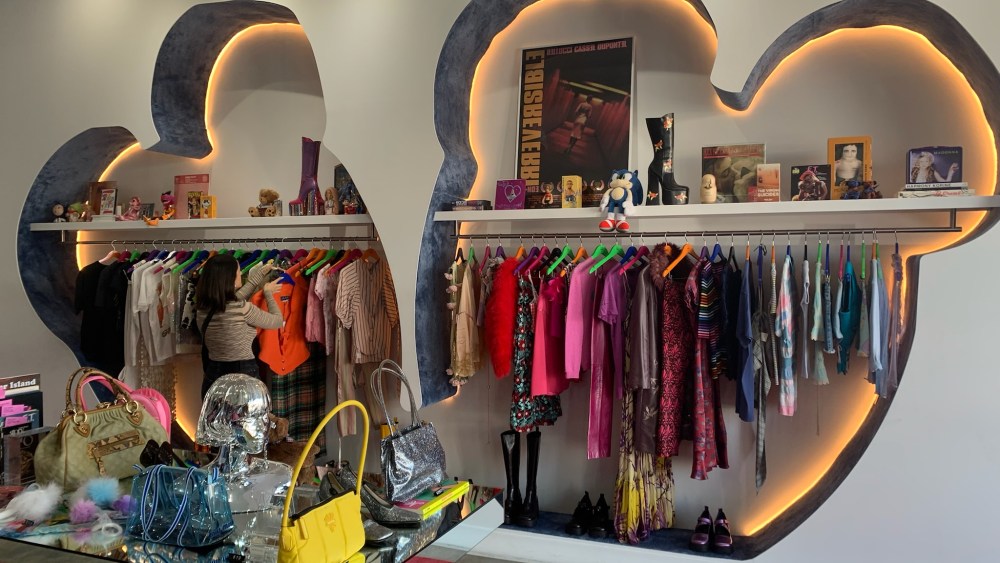 Marc Jacobs Taps Aralda Vintage for Curated Fashion Collection