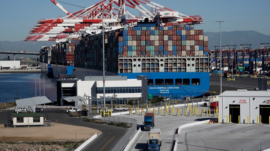 Cargo imports at major U.S. container ports set a new record this spring as retailers brought in goods to beat rising costs.