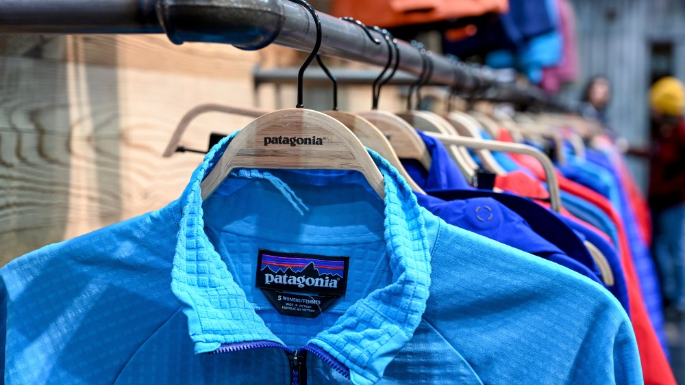 04 February 2019, Bavaria, M'nchen: The logo of the mountaineering supplier Patagonia on a sweatshirt, taken on 04.02.2019 at the ISPO sporting goods fair in Munich (Bavaria). Photo by: Tobias Hase/picture-alliance/dpa/AP Images