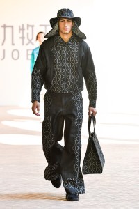Joeone Men's Spring 2023
