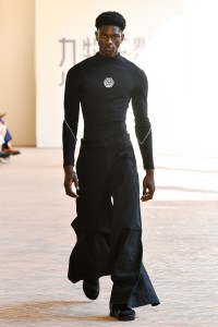 Joeone Men's Spring 2023