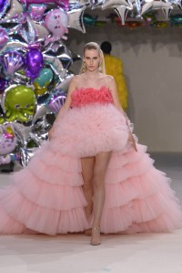 Giambattista Valli Couture Fall 2022