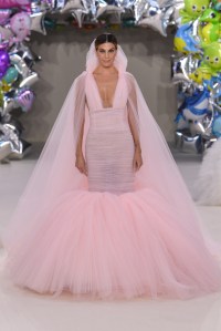 Giambattista Valli Couture Fall 2022