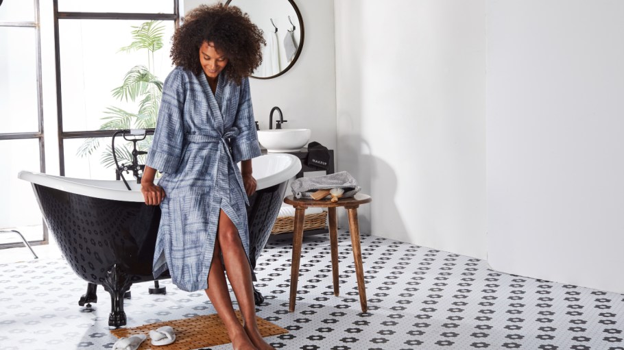 Macy's launches Akwaaba Inns for Hotel Collection®, a limited-edition home and décor line curated by Monique Greenwood, founder and CEO of Akwaaba Inns.