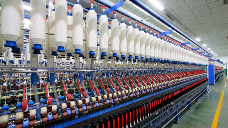 Global shipments of spinning, texturing, weaving, knitting and finishing machines increased sharply last year compared to 2020.