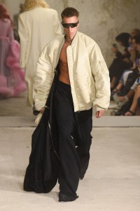Vetements RTW Spring 2023