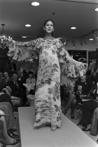 Hanae Mori Collection Spring 1973 Couture Collection Runway