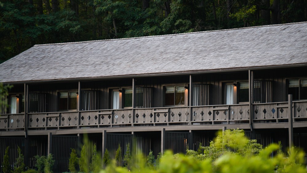 Little Cat Lodge exterior