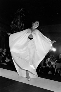 A model poses in eveningwear designed by Madame Gres during a fashion show at the Pierre Hotel in New York on October 10, 1979.