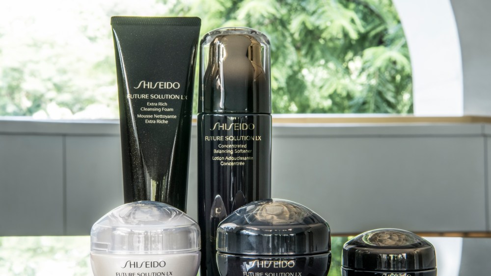 Shiseido Future Solution LX
